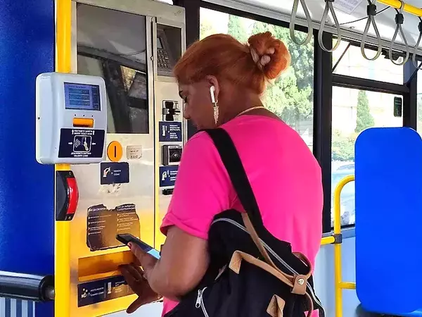 Общината готви обществена поръчка за билетна система за градския транспорт