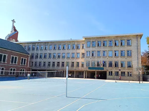 Планират основен ремонт за над 5 млн. лв. ОУ "Св. Св. Кирил и Методий"