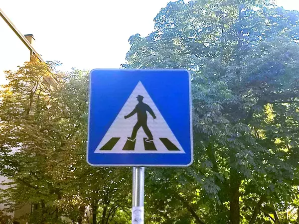 В Златни пясъци: 19-годишен шофьор блъсна пешеходец, пострадалият е с опасност за живота