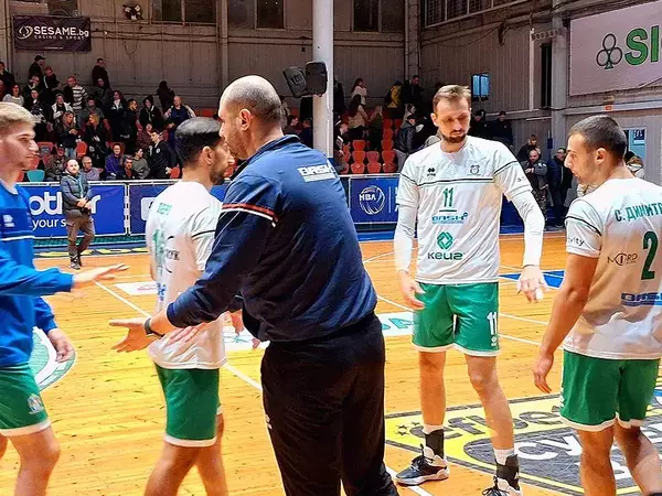 Черно море загуби от Добруджа волейболното дерби на Североизтока