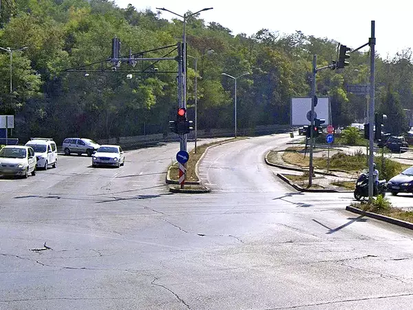 До 4-ти април затварят част от бул. "Христо Смирненски"