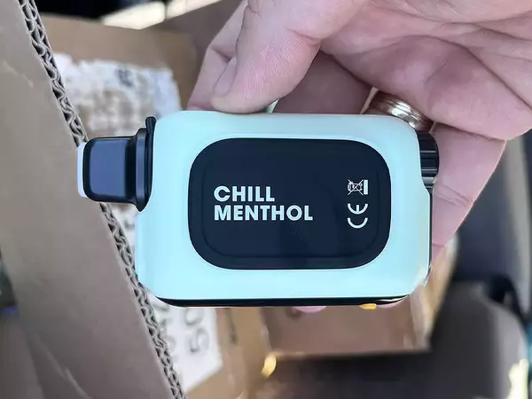 При полицейска операция: Откриха още 390 електронни цигари с наркотик