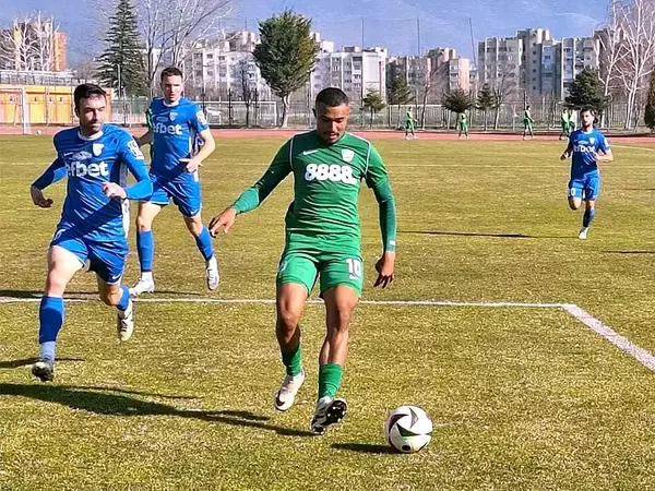 Спартак (Варна) завърши контролите с нулево реми срещу Берое