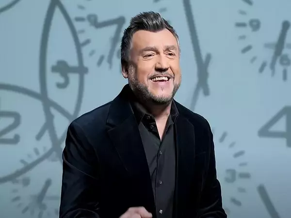 Любо Киров представи видео към "Пак с теб"