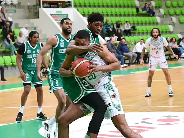 Черно море Тича отстъпи в оспорван мач в Ботевград