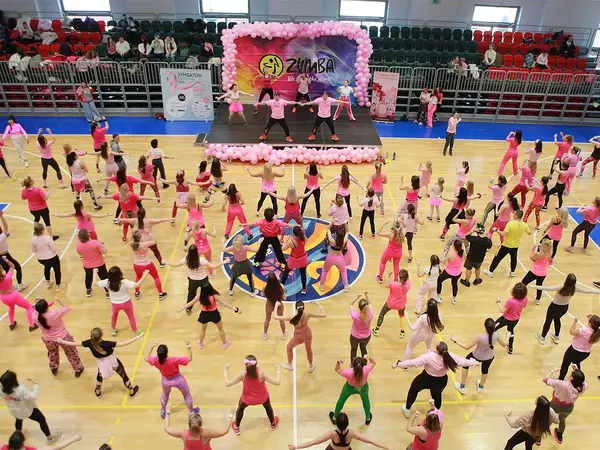 Тази събота във Варна: Благотворителното събитие Party in Pink Zumbathon