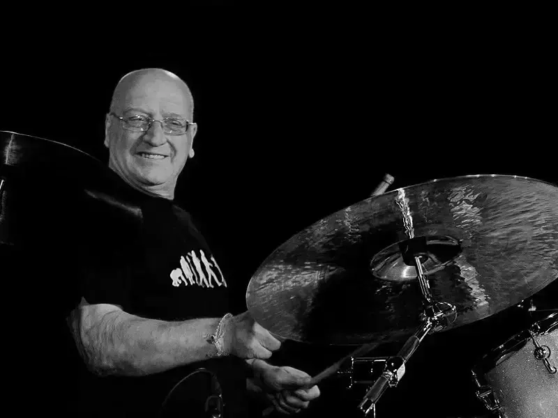 Напусна ни легендарният барабанист на "Щурците" Георги Марков