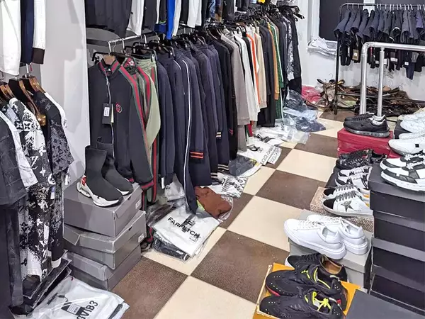 Икономическа полиция иззе "маркови" стоки за 350 000 лева във Варна