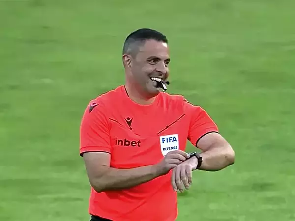 Никола Попов ще е главен съдия на Берое - Спартак (Варна)