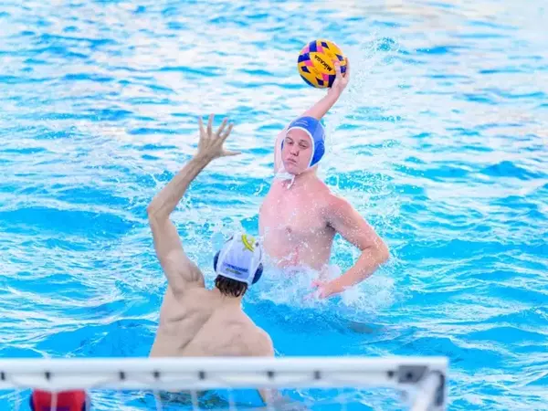 Ватерполистите на Спартак (Варна) завършиха с победа сезона при мъжете