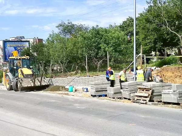 До средата на юни: Приключва ремонтът на пътната част от ул. Прилеп