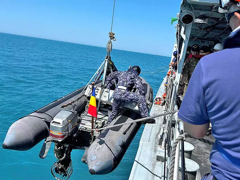 Противоминната група в Черно море участва в международно учение