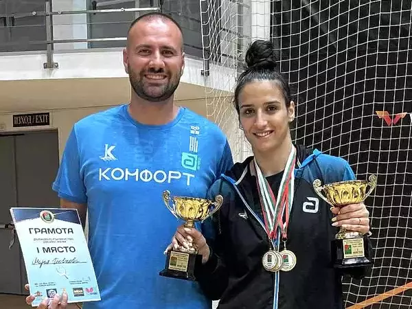 Два златни медала на двойки за Мария Йовкова от държавното първенство