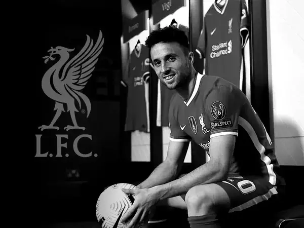 Нападател на Ливърпул загина при пътен инцидент