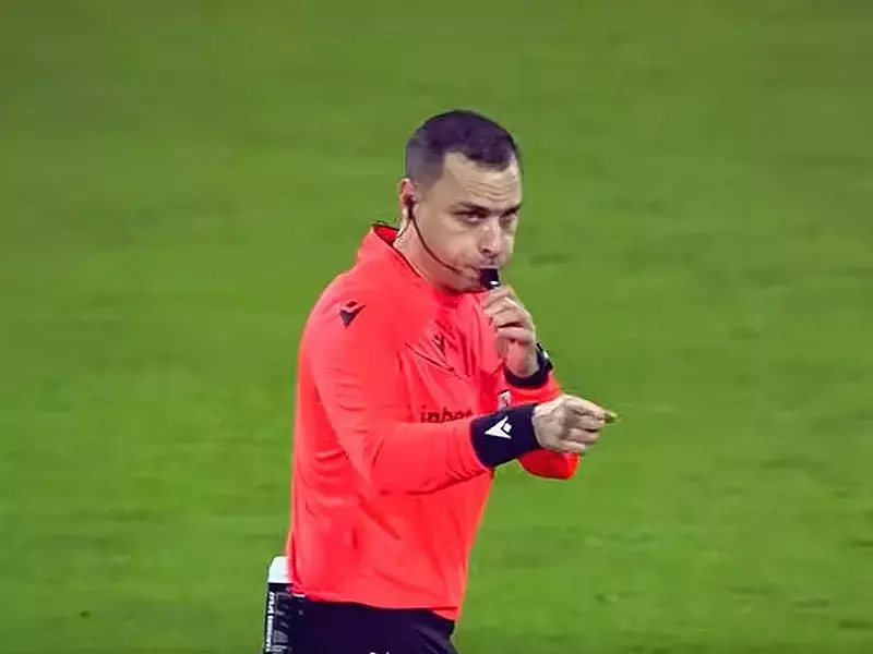 Варненски рефер ще ръководи дербито между Спартак и Черно море