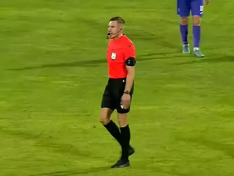 Георги Стоянов ще ръководи Локомотив София - Спартак Варна