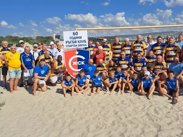 С турнир в Аспарухово: Отбелязаха 60-годишнината на плажното ръгби във Варна