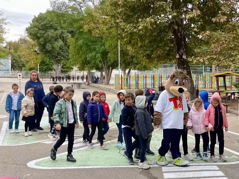 Варненски първокласници придобиха ценни знания за пътната безопасност