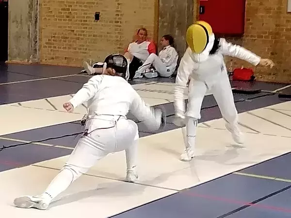 Спортната зала във Владиславово приема турнир по фехтовка за Купа Варна