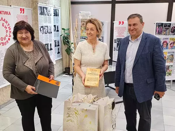 Във Варненската библиотека съчетават четенето с физическа активност