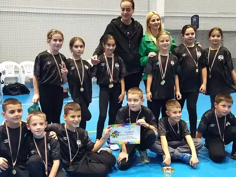 170 деца от 15 варненски училища се включиха в "Бързи и сръчни" за 3-ти клас