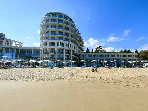 По Северното Черноморие: Ръст на ранните записвания за Лято 2026