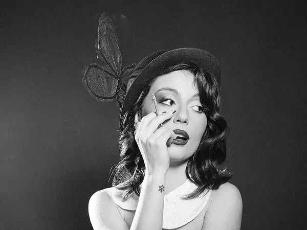 Михаела Маринова с главна роля в мюзикъла "Кабаре"