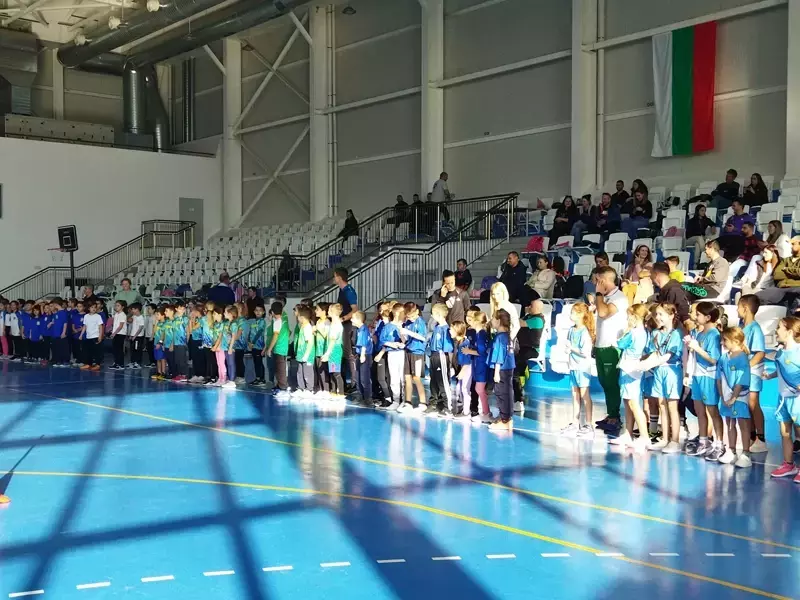 ОУ "Н.Й. Вапцаров" спечели "Бързи и сръчни" във всички възрасти