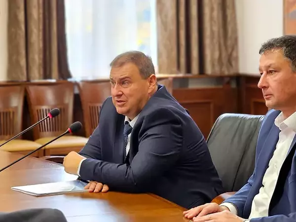 Емил Радев във Варна: Над 130 млрд. евро годишно в ЕС се свързват с пране на пари