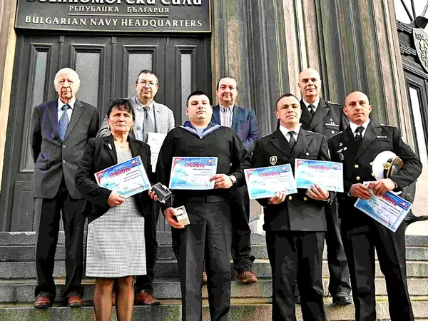 Отличиха най-изявените военни моряци на 2025-а