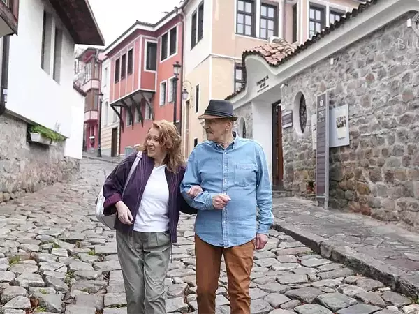 Експерти: С развитие на културния и медицински туризъм може да удължим сезона у нас