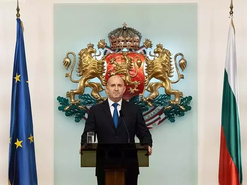 Президентът подава оставка