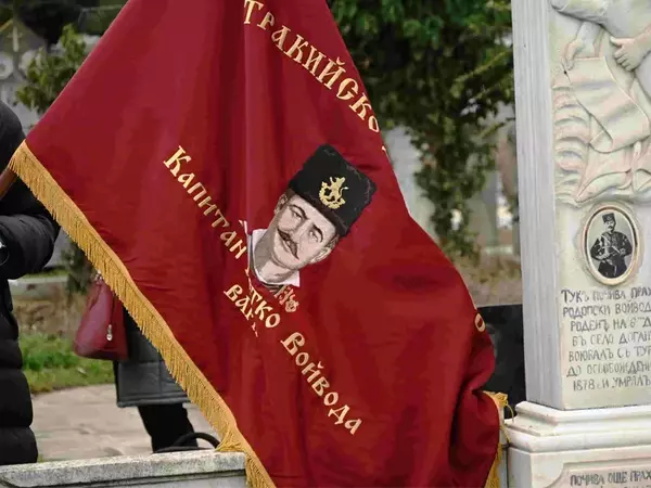 126 години от смъртта на Капитан Петко войвода отбелязаха във Варна