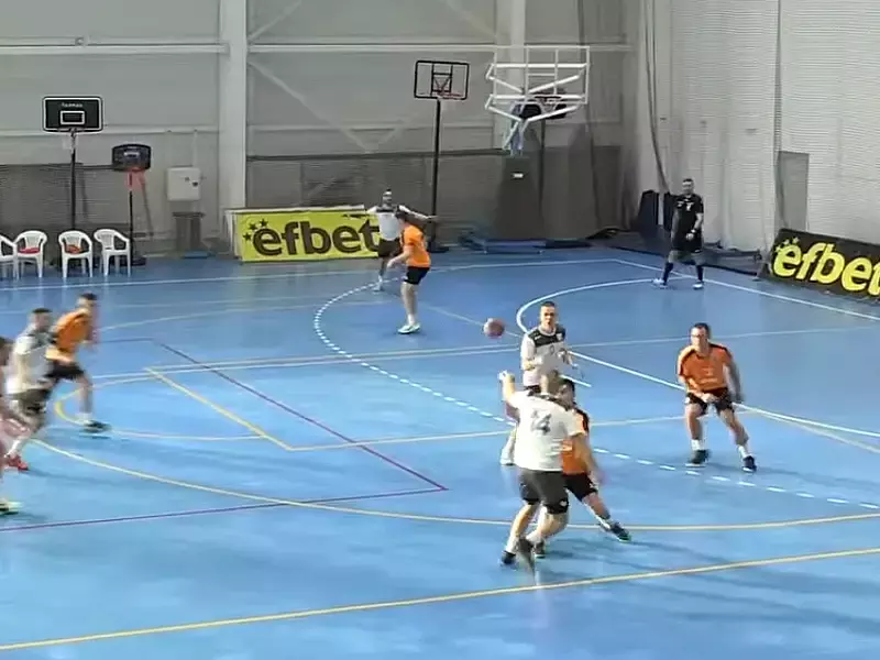 Хандбалистите на Спартак победиха Осъм в оспорван двубой