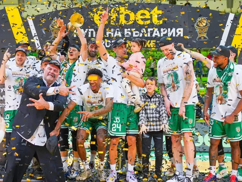 За втора поредна година: Черно море Тича ликува с Купата на България 