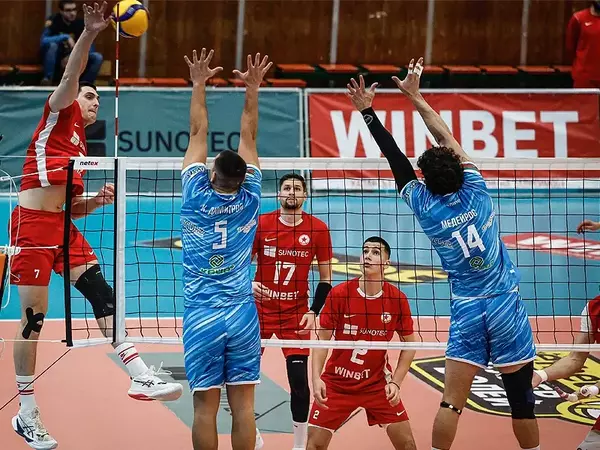 Волейболистите на Черно море загубиха от ЦСКА