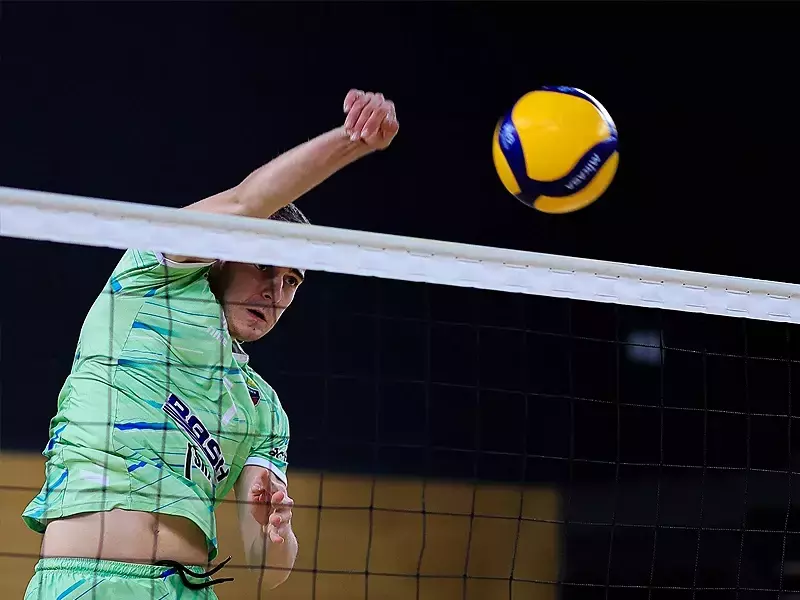 Волейболистите на Черно море загубиха от Левски в София