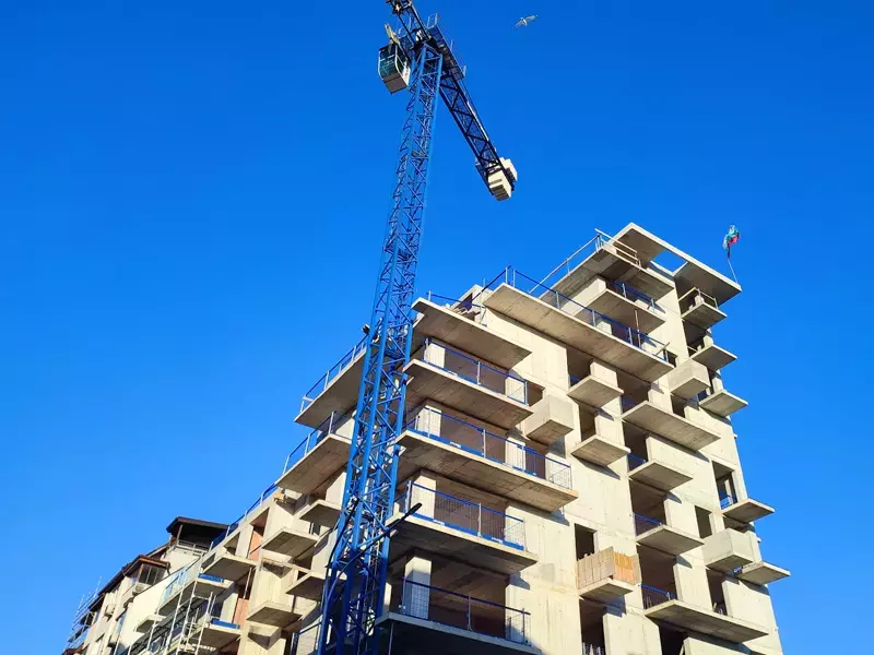 Строежът на 175 жилищни сгради е започнал във Варна в края на 2025-а