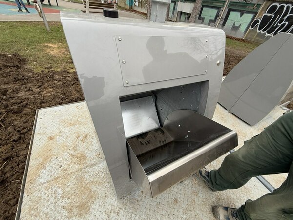 Очакват се първите 40 подземни контейнера във Варна