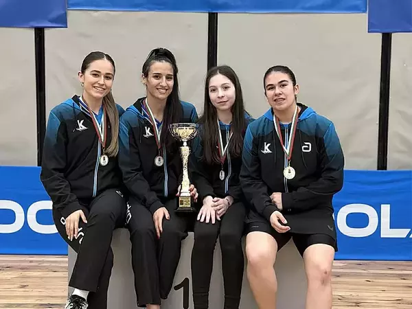 СКТМ Комфорт с поредна шампионска титла при жените