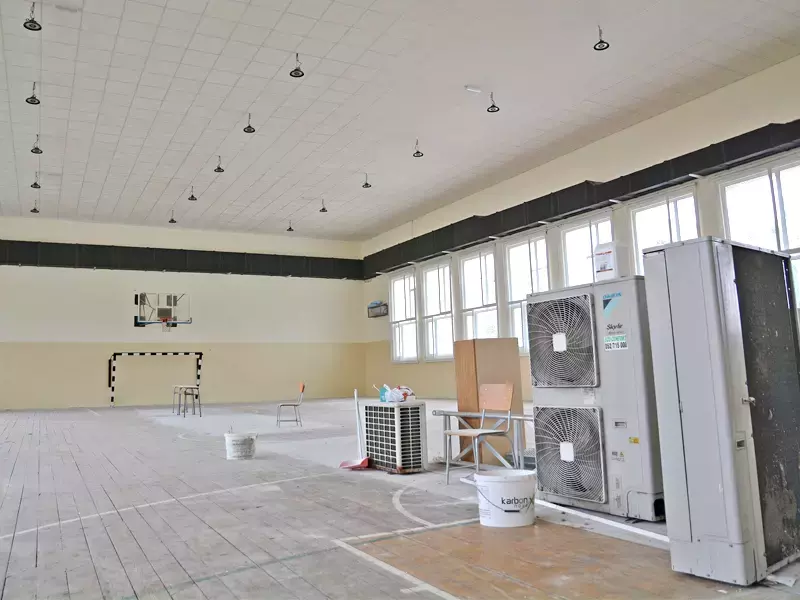 До края на юни приключва ремонтът на Спортен комплекс "Локомотив" във Варна