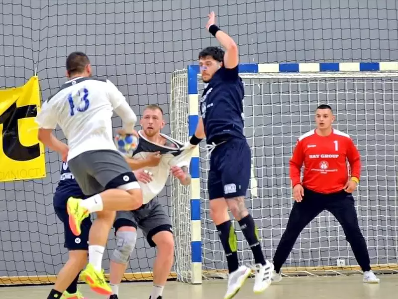 Хандбалният Спартак (Варна) загуби от Шумен полуфиналната серия