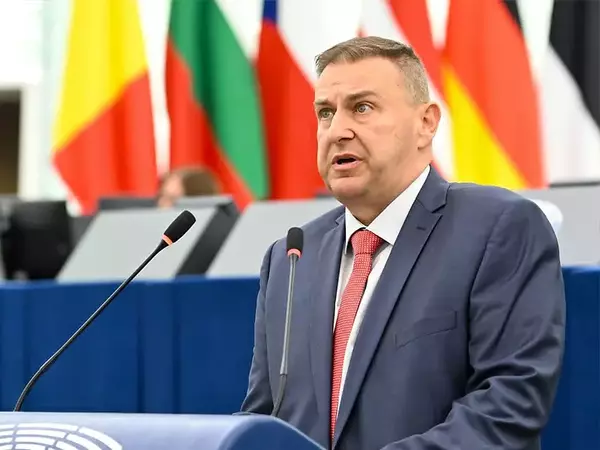 Емил Радев: Европа не бива да разчита на външни технологии в сферата на сигурността