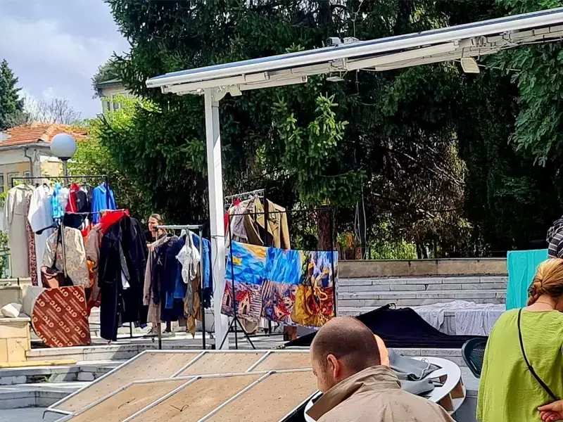 След бурята във Варна: Министерството на културата ще съдейства за възстановяването на щетите в Кукления театър